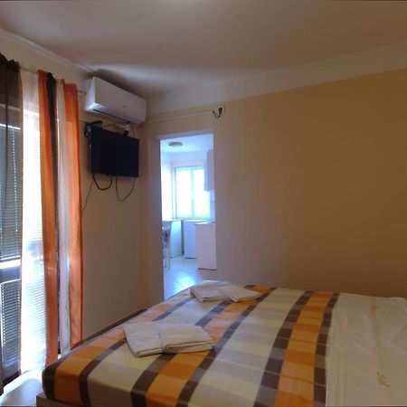 באר Apartments Astel מראה חיצוני תמונה