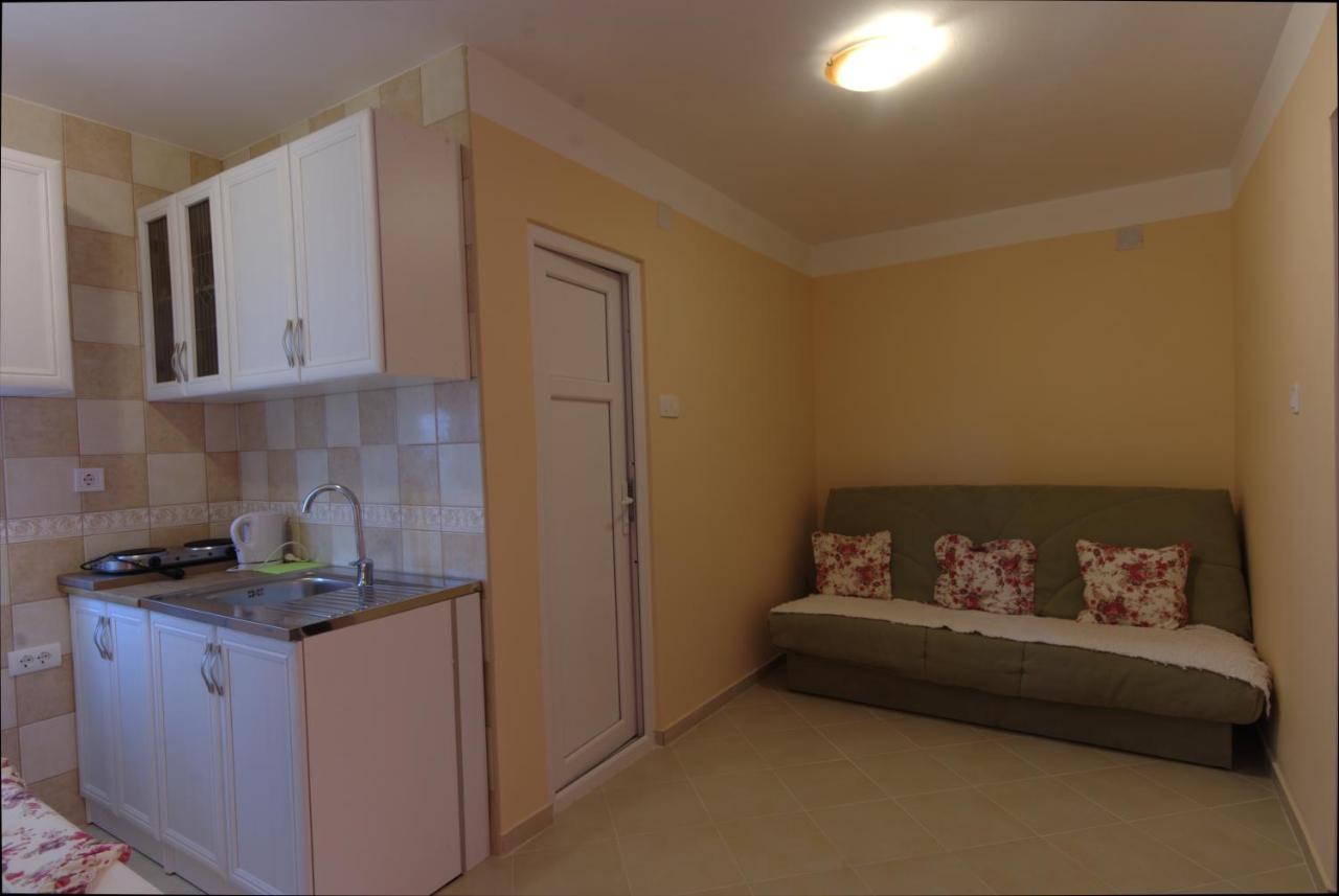 באר Apartments Astel מראה חיצוני תמונה