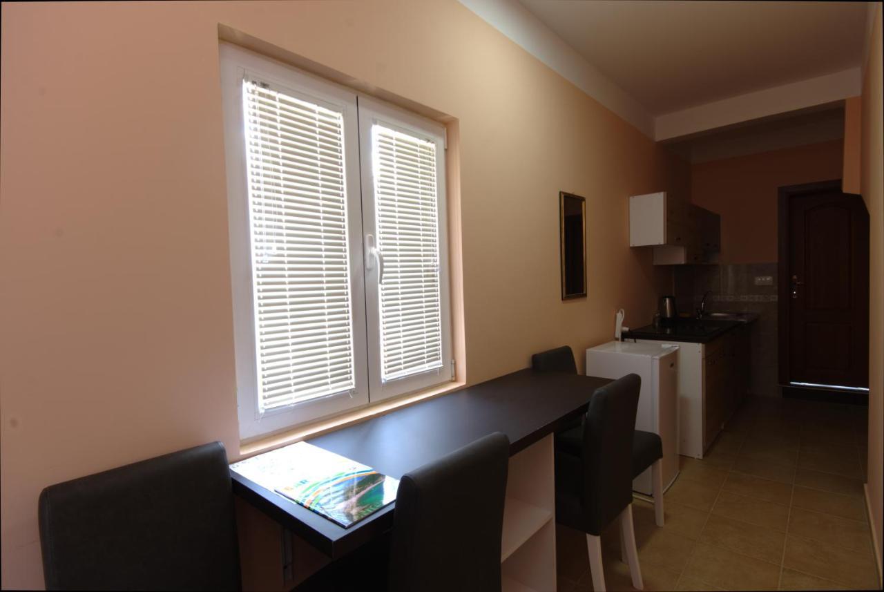 באר Apartments Astel מראה חיצוני תמונה
