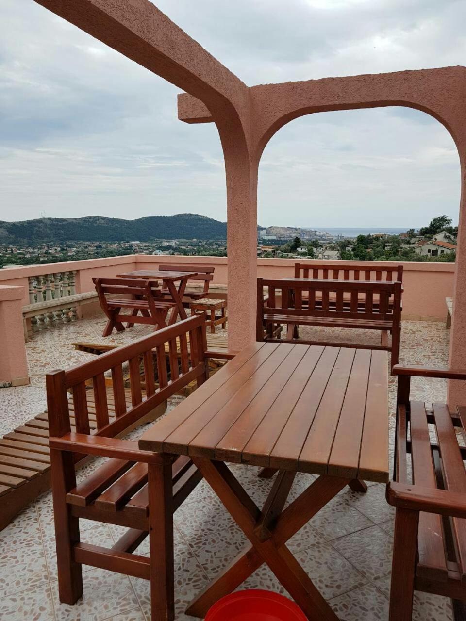באר Apartments Astel מראה חיצוני תמונה